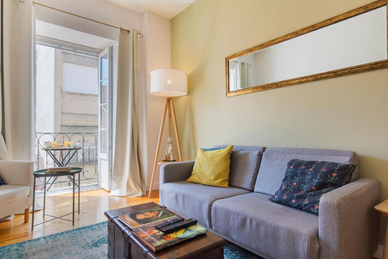 Lovelystay - Sunny Flat W/ Balcony Overseeing Graca And River Lisboa Exteriér fotografie