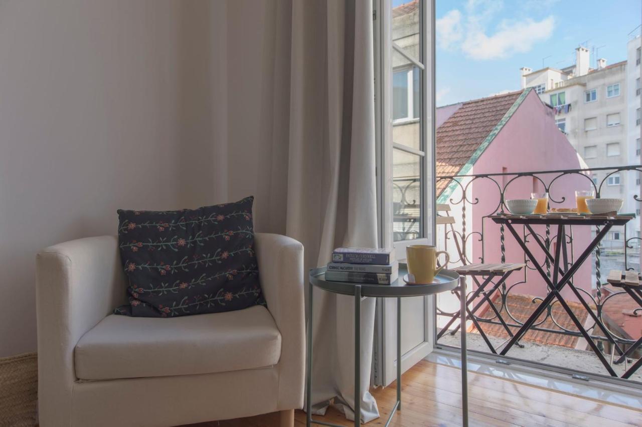 Lovelystay - Sunny Flat W/ Balcony Overseeing Graca And River Lisboa Exteriér fotografie