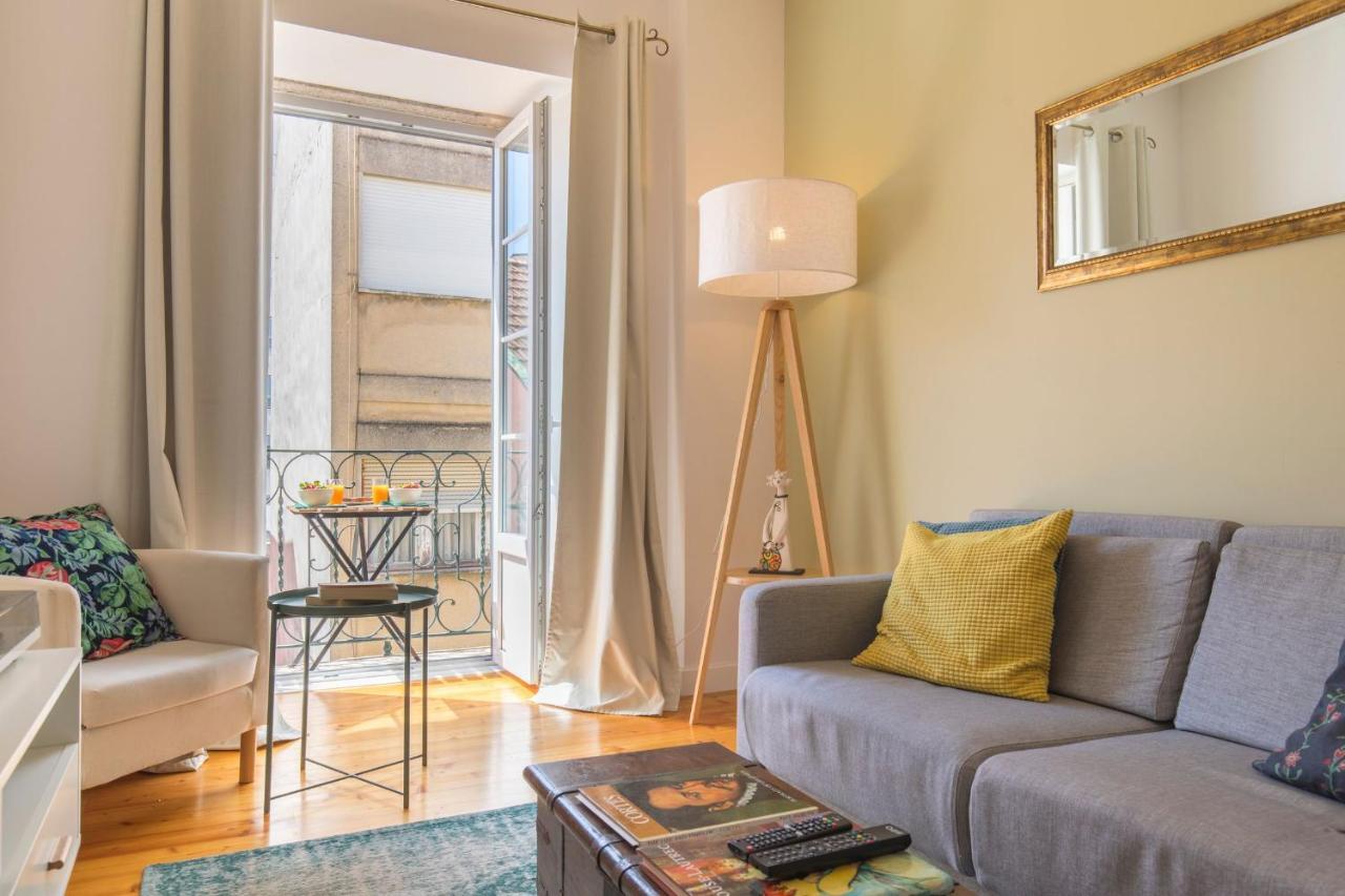 Lovelystay - Sunny Flat W/ Balcony Overseeing Graca And River Lisboa Exteriér fotografie